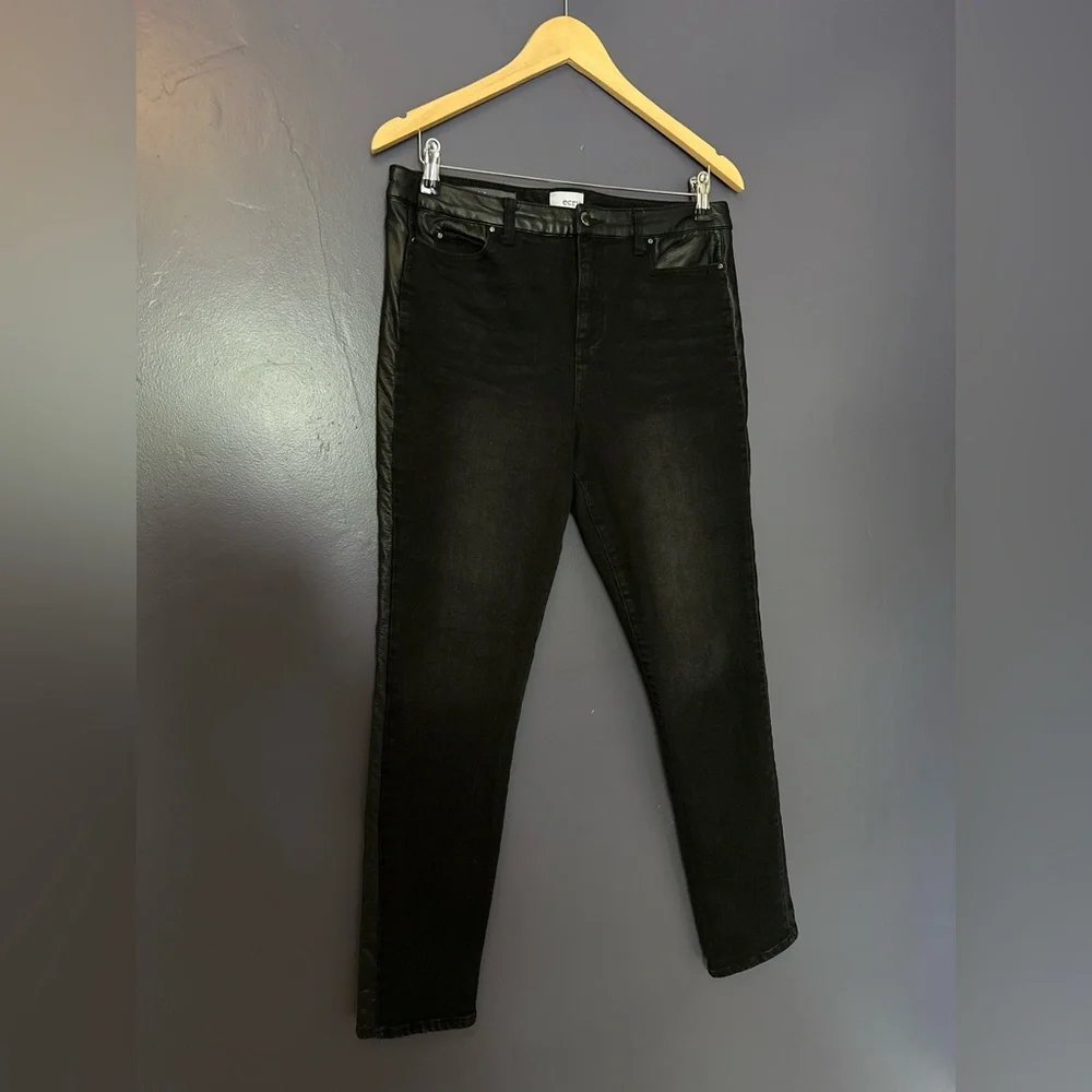 ECRU The Los Feliz Stretch Faux Leather Accent Skinny Jeans EUC Size 30